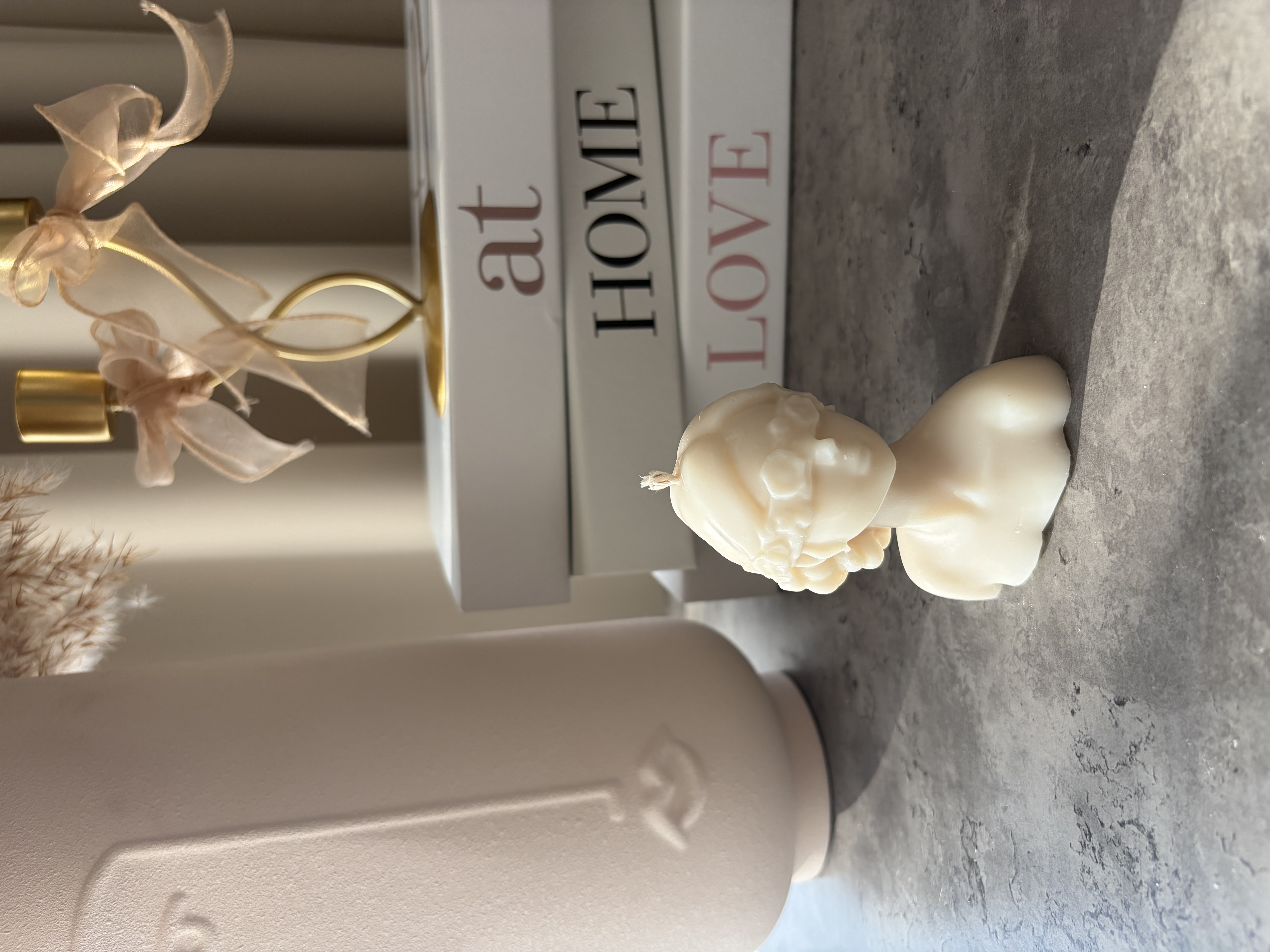sojova-sviecka-lady-flower-luxury-candles