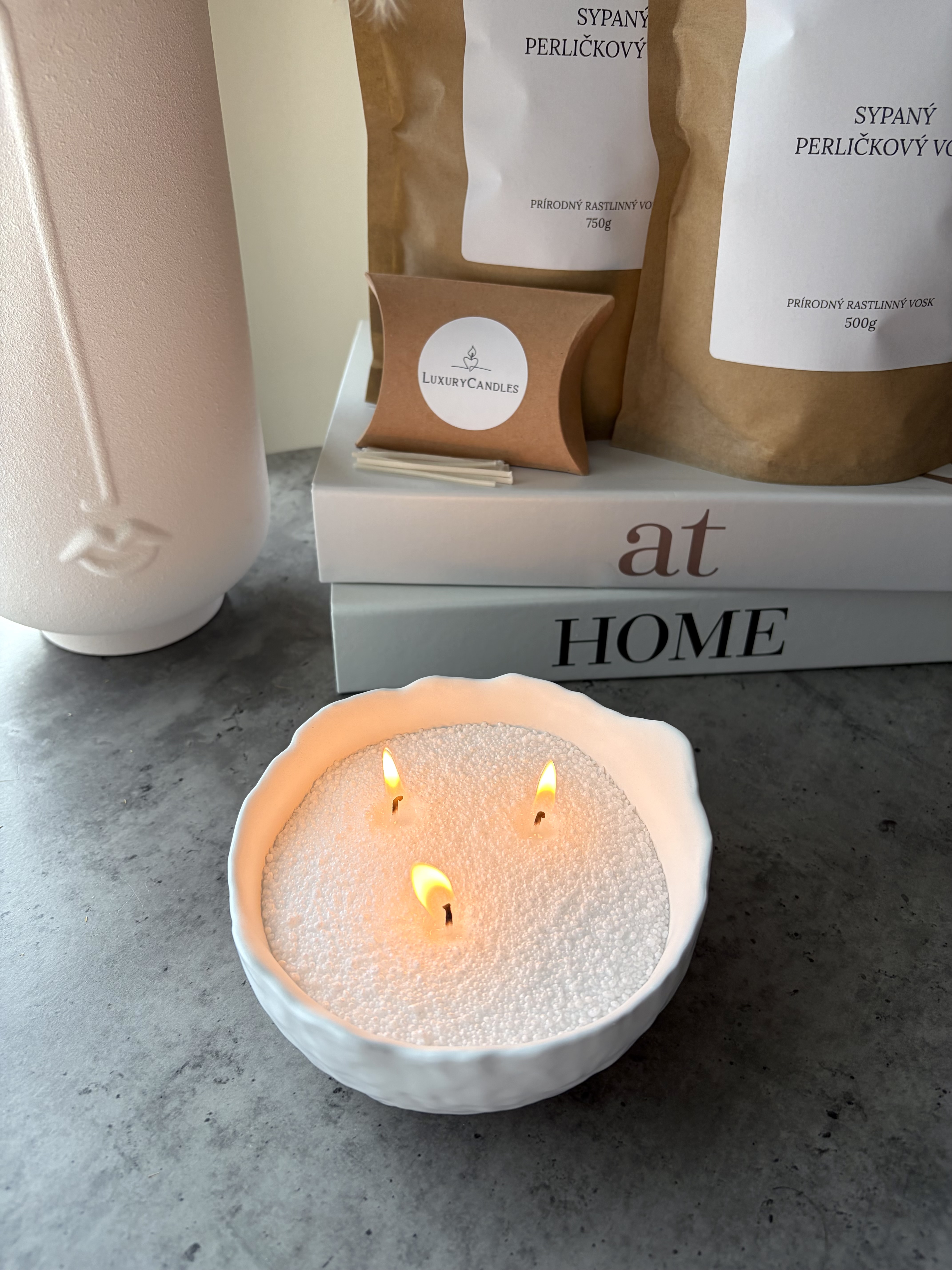 set-sypaneho-vosku-skrupinka-luxury-candles
