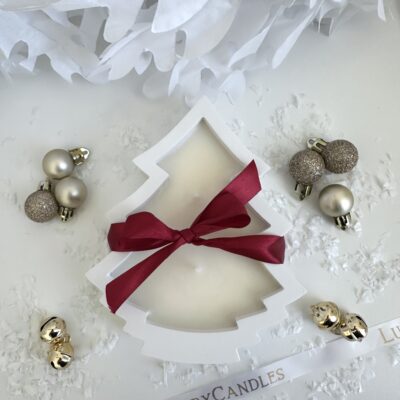 Vianočný stromček s mašličkou