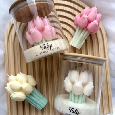 Tulipánová kytička v skle